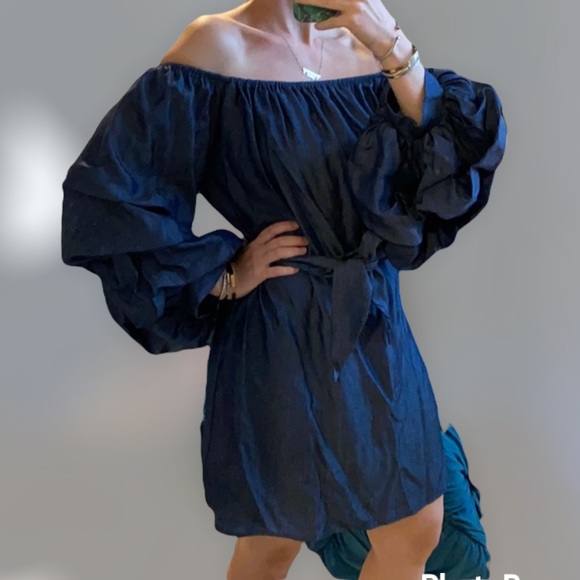 Solemio Dresses & Skirts - Off the shoulders ruffled sleeve dress (Solemio)